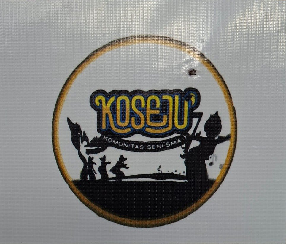 KOMUNITAS SENI